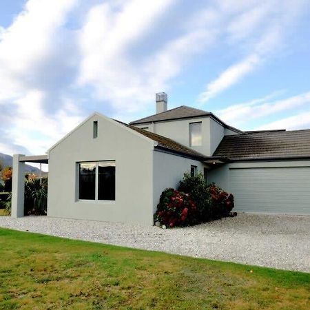 Apartamento Cosy On Kingston Albert Town Exterior foto